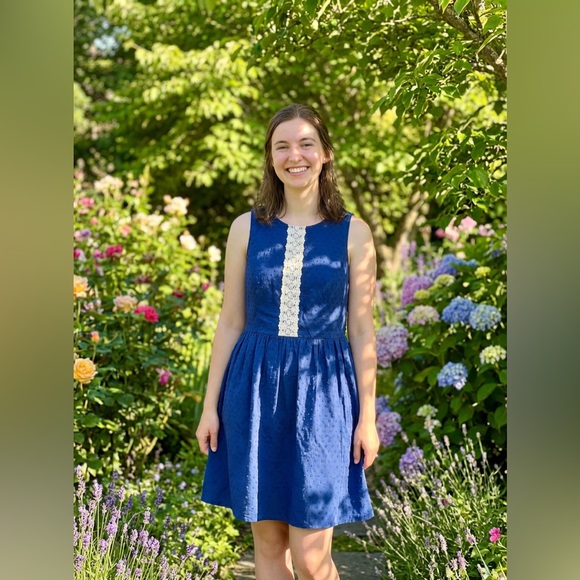 Kensie Dresses & Skirts - KENSIE blue cotton DRESS floral ivory lace embroidered fabric size LG sleeveless